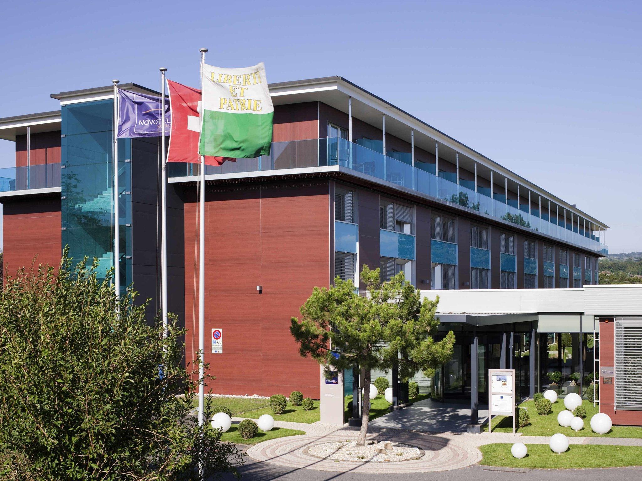 Ngoại cảnh khách sạn