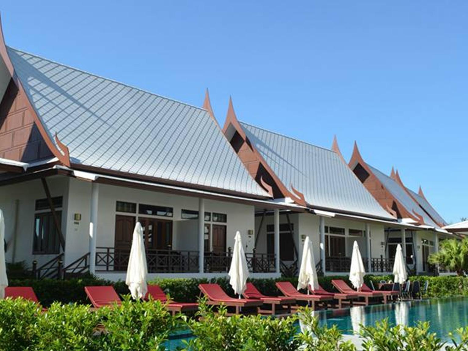 Khu vực xung quanh