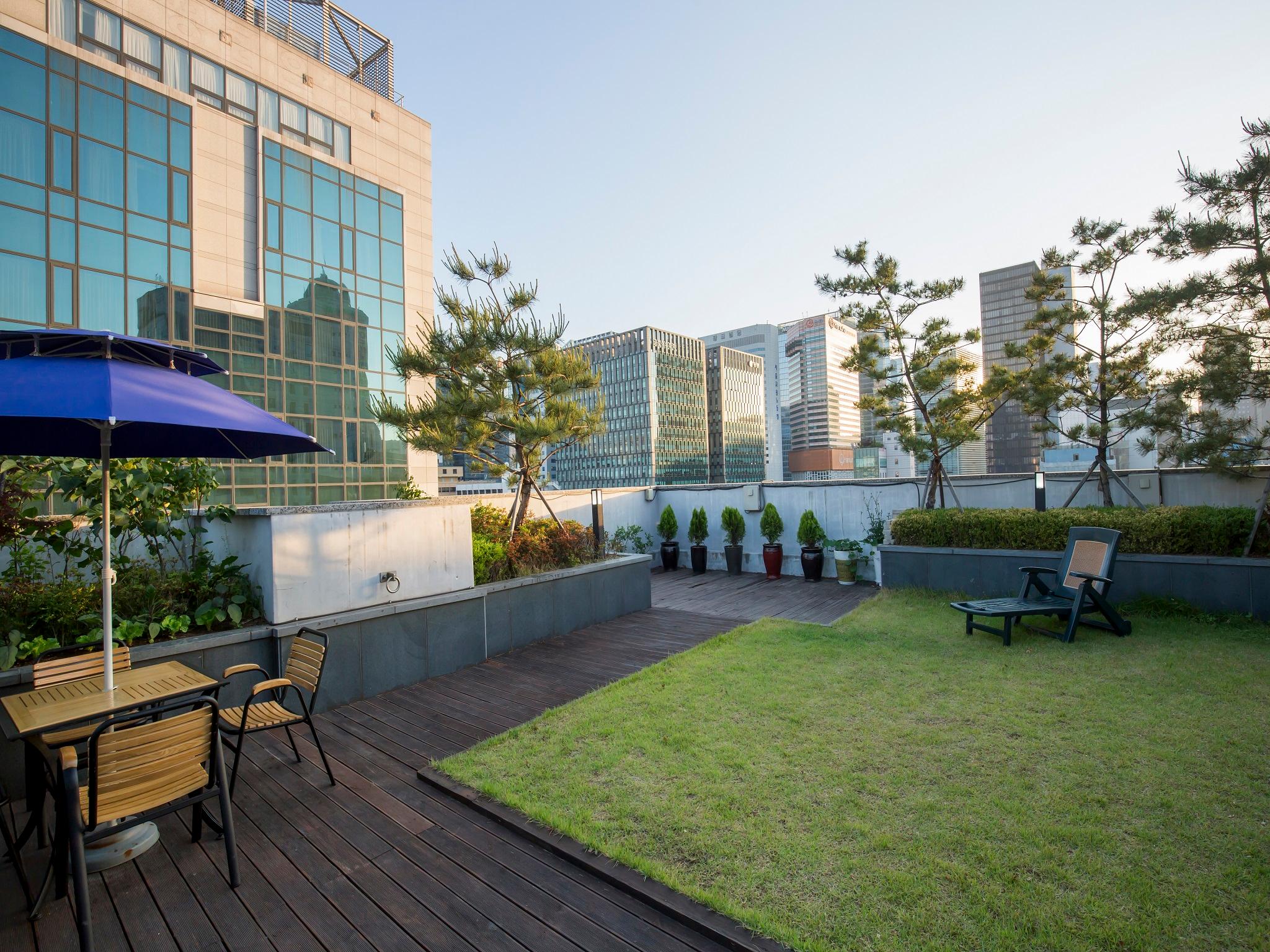 Ngoại cảnh khách sạn