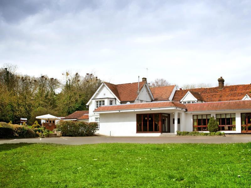 Ngoại cảnh khách sạn