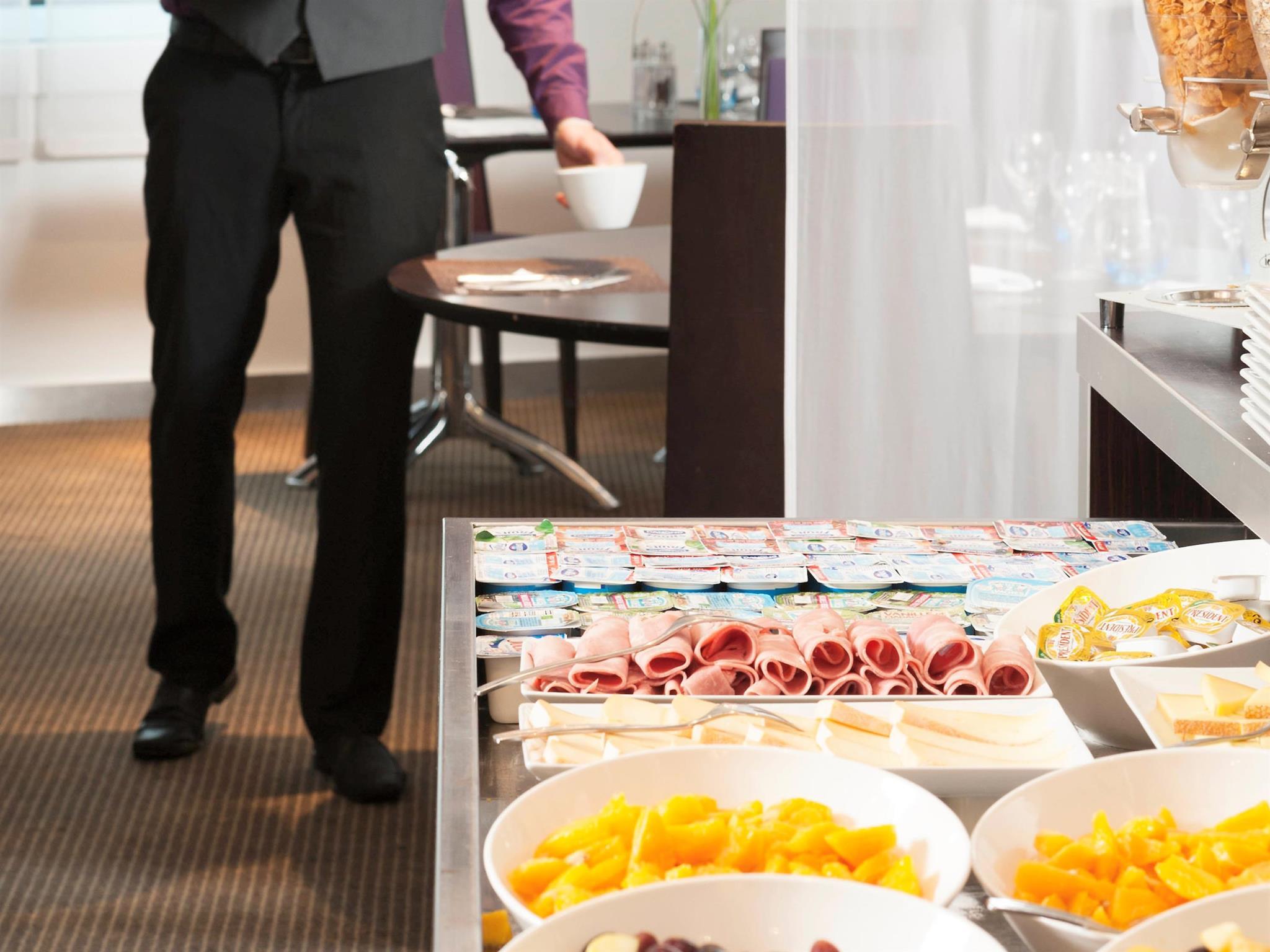 Đồ ăn và thức uống