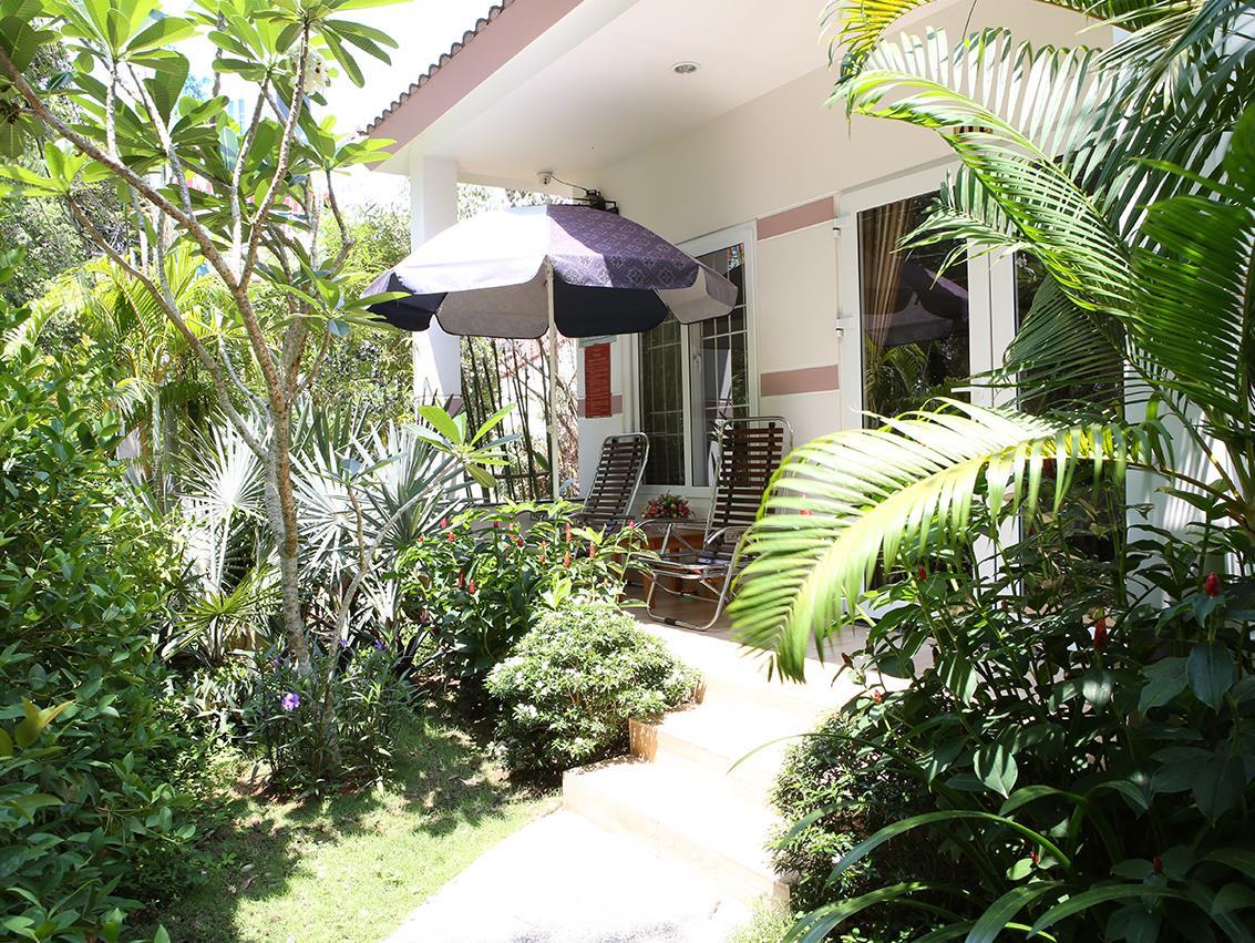 Ngoại cảnh khách sạn