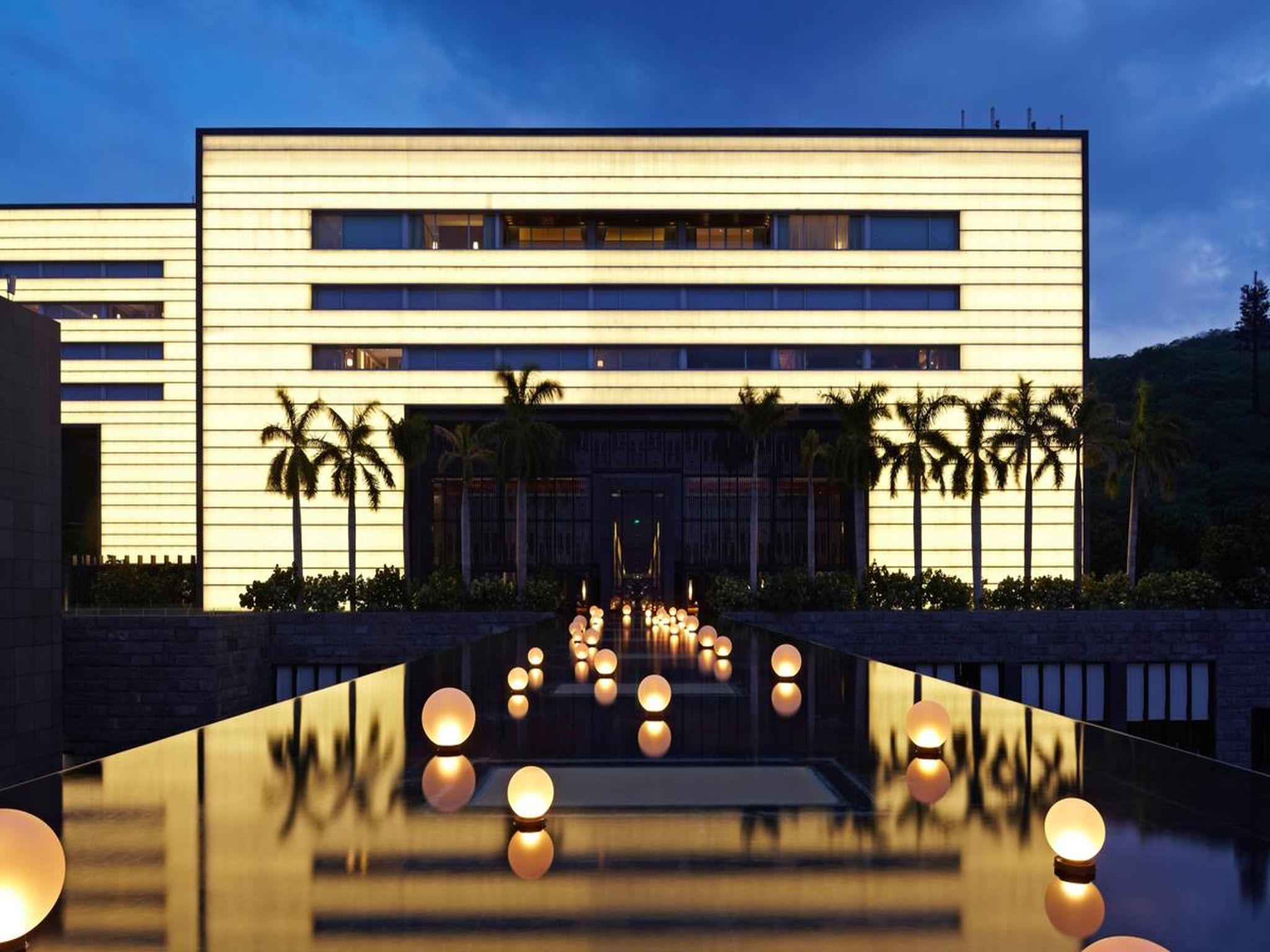 Ngoại cảnh khách sạn