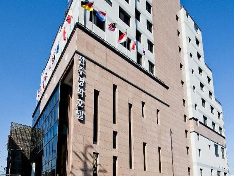 Ngoại cảnh khách sạn