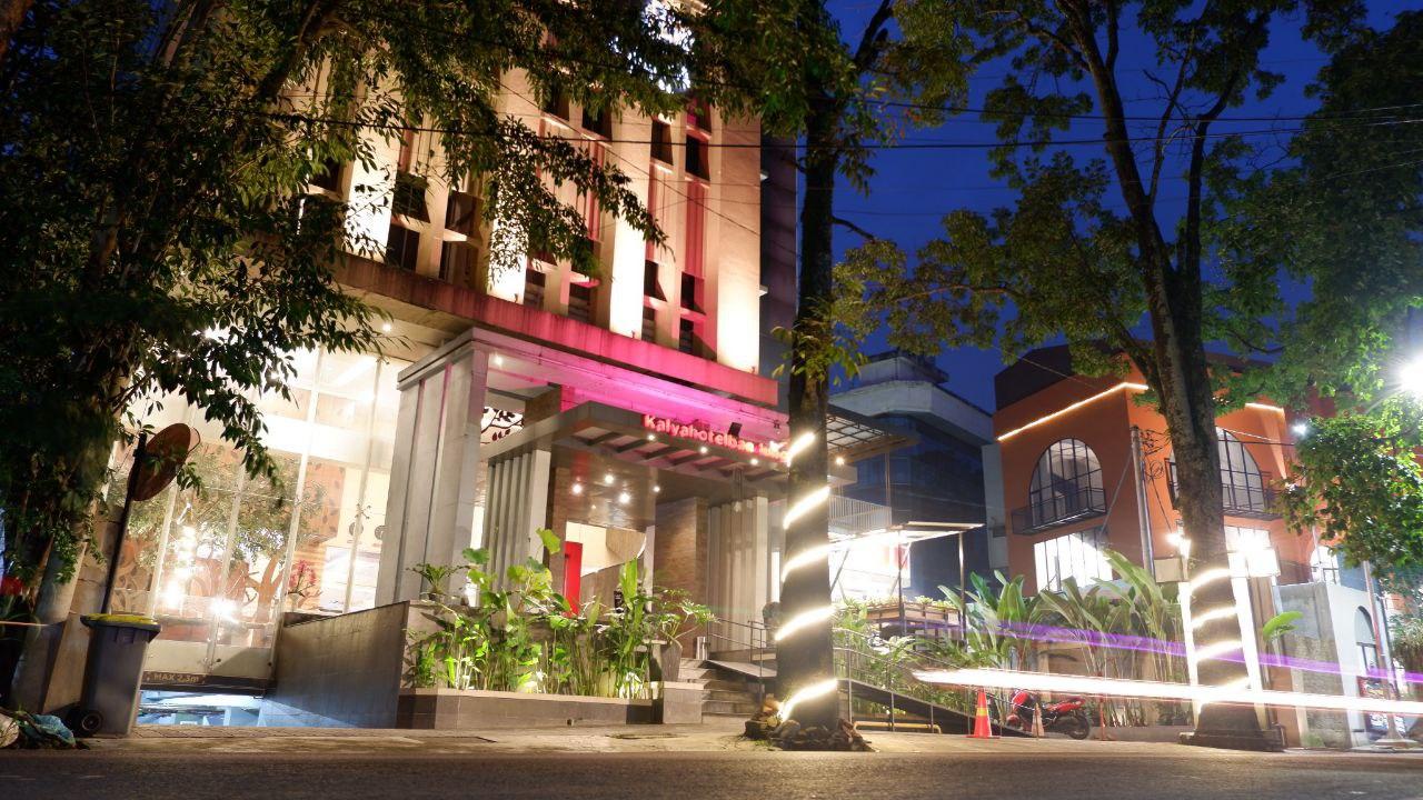 Ngoại cảnh khách sạn