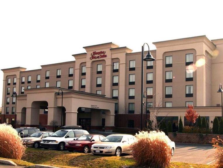 Ngoại cảnh khách sạn