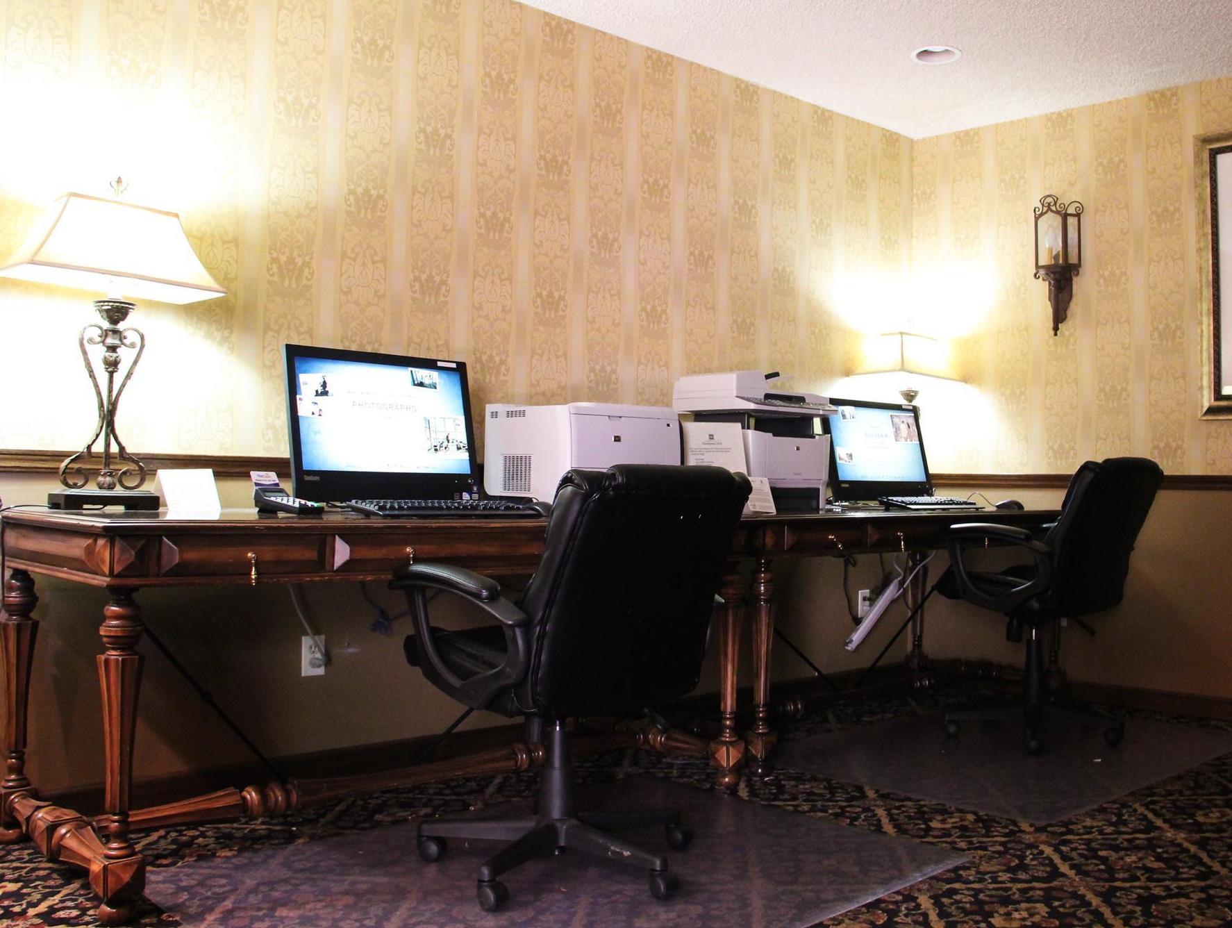 Trung tâm hội nghị