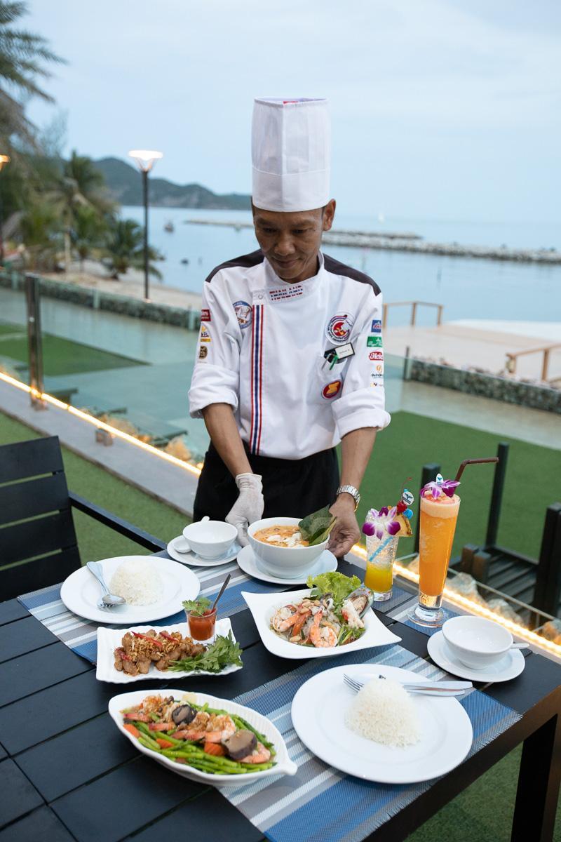 Đồ ăn và thức uống