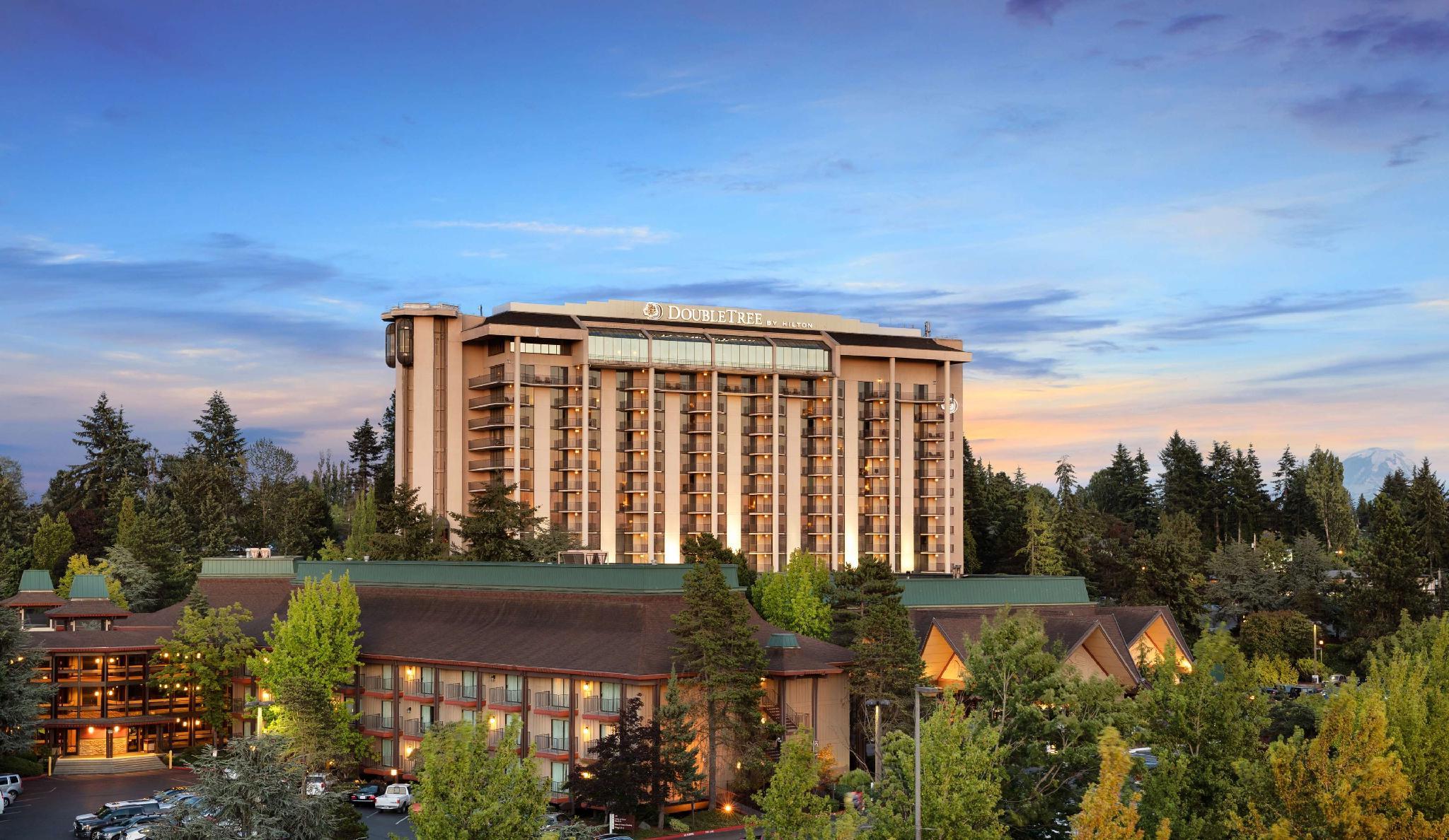 Ngoại cảnh khách sạn