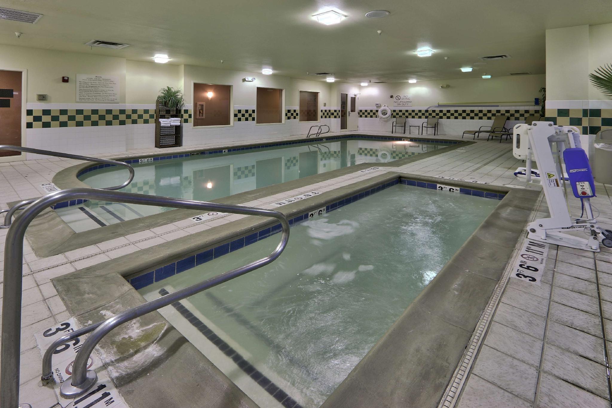 Bồn tắm nước nóng