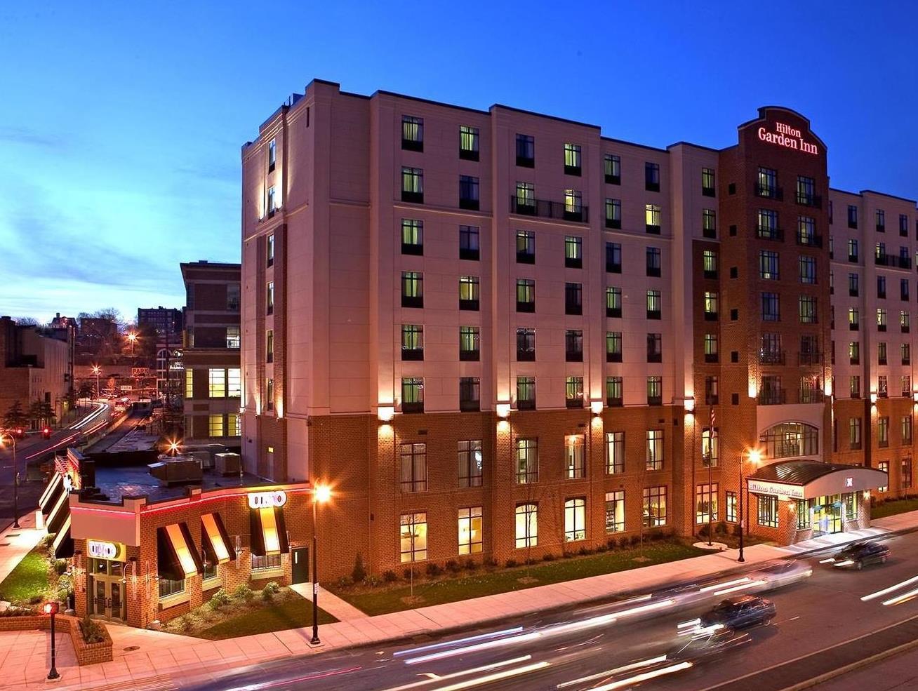 Ngoại cảnh khách sạn