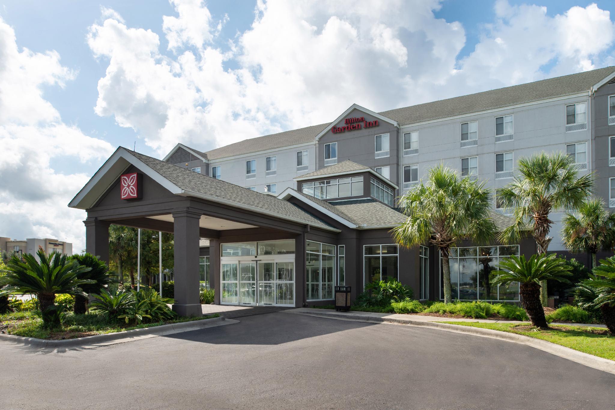 Ngoại cảnh khách sạn