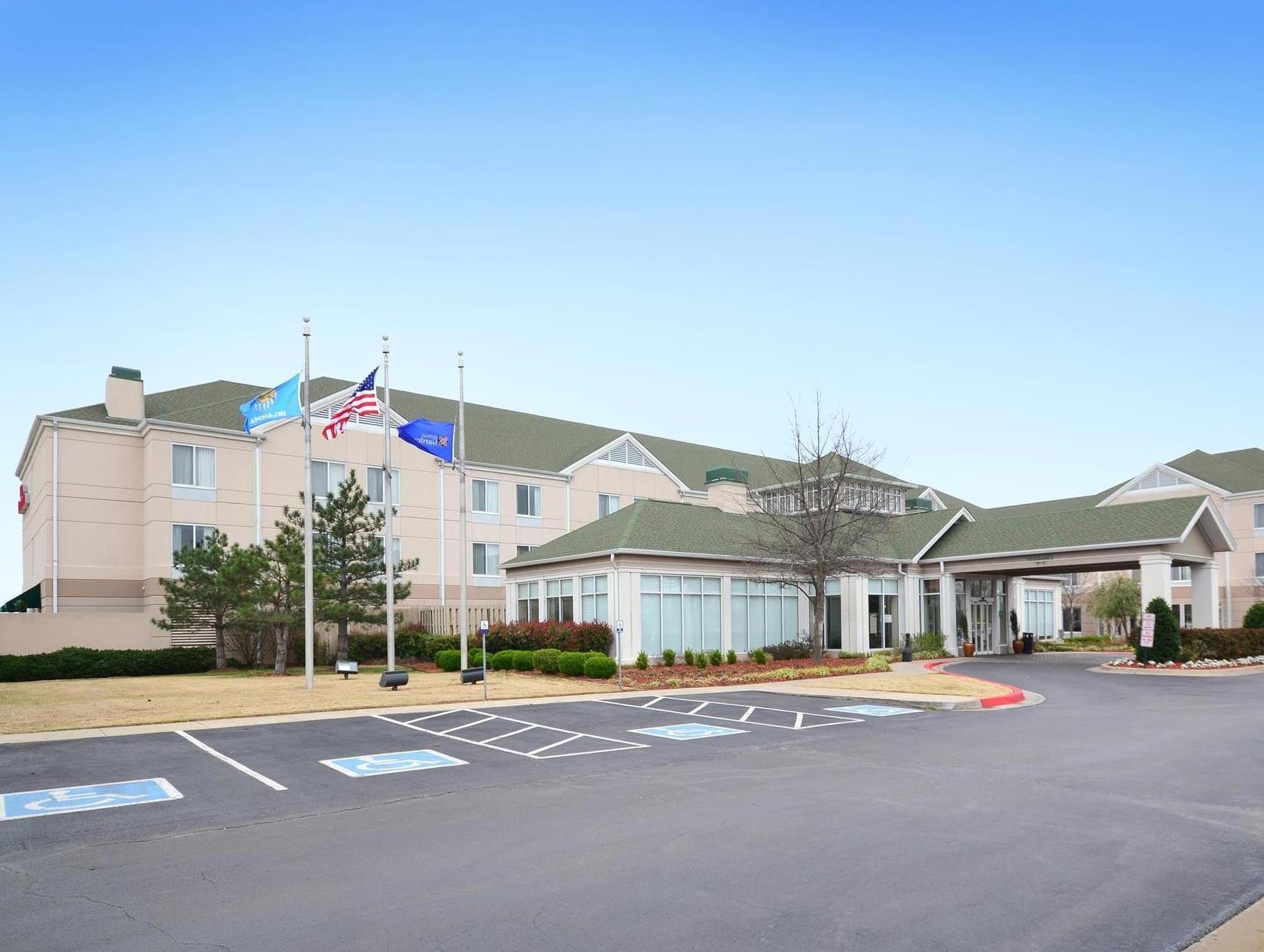 Ngoại cảnh khách sạn