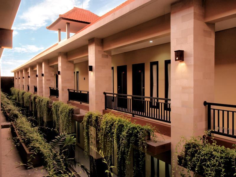 Ngoại cảnh khách sạn