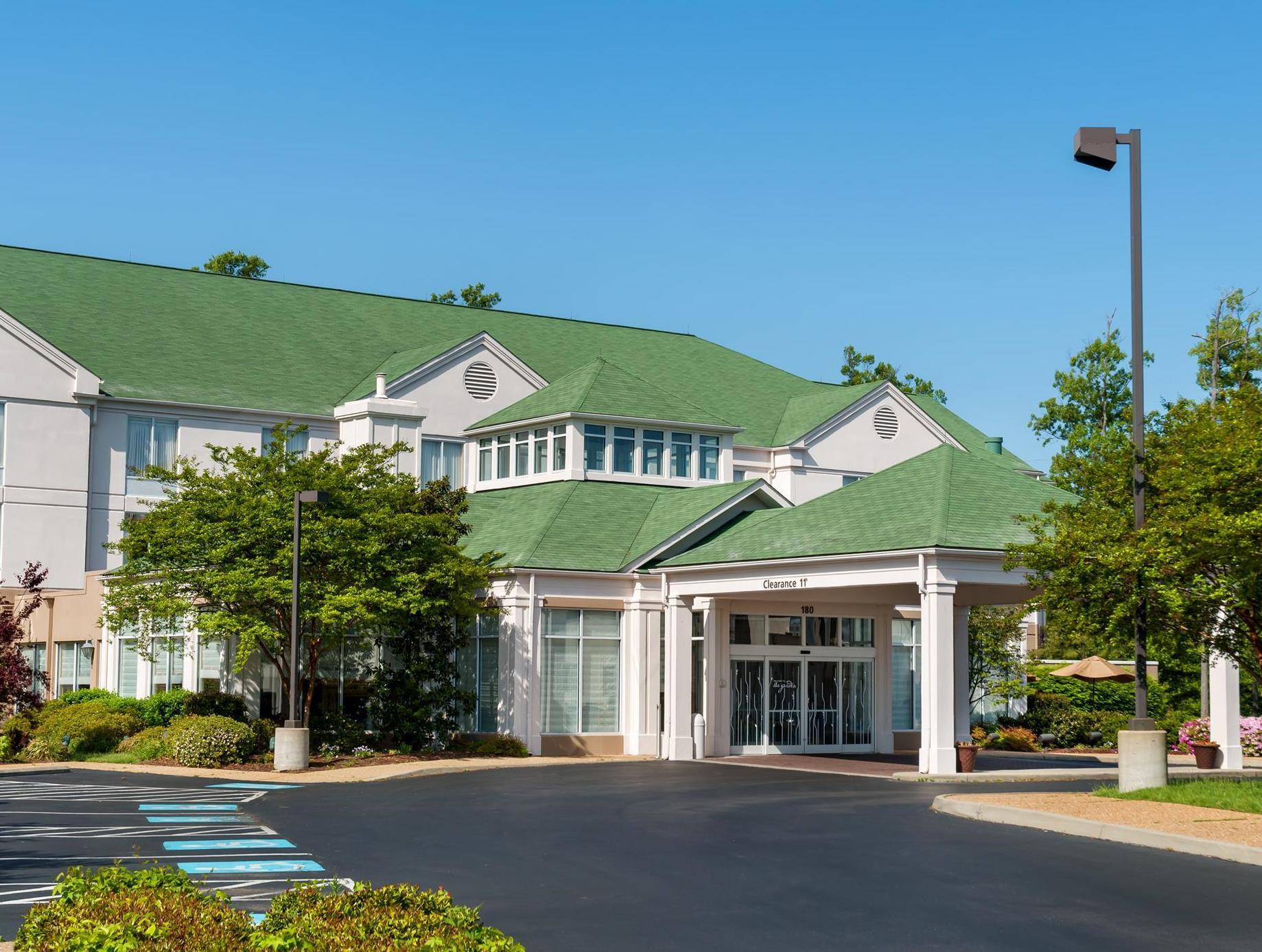 Ngoại cảnh khách sạn