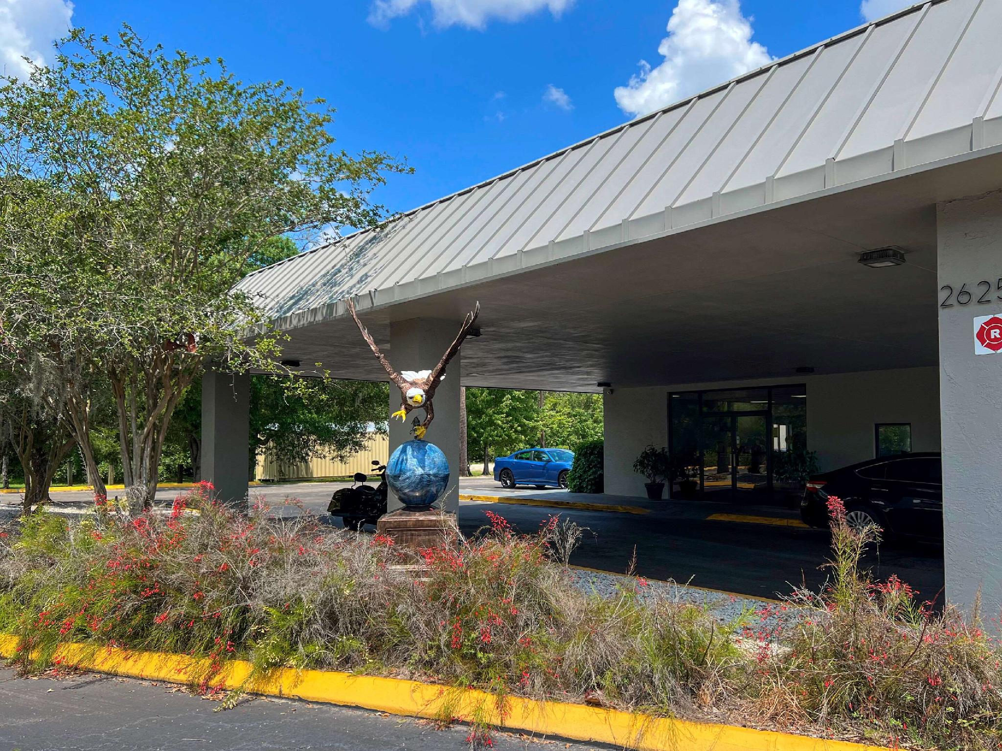 Ngoại cảnh khách sạn