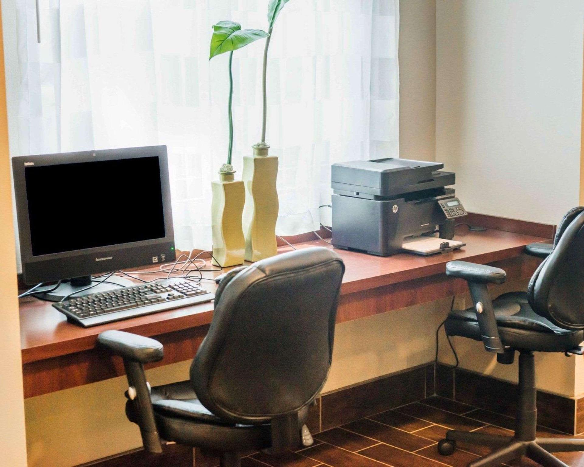 Trung tâm hội nghị