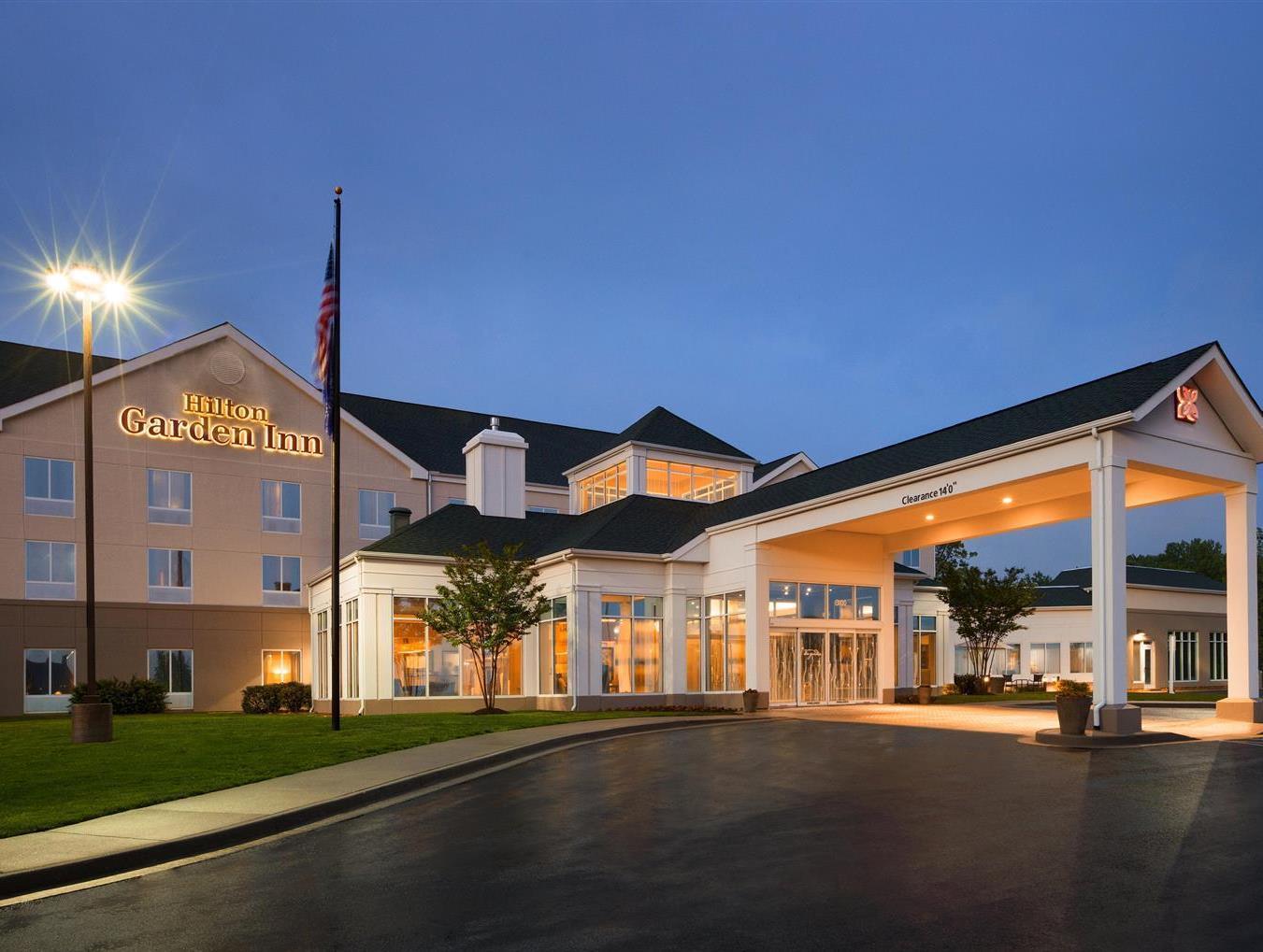 Ngoại cảnh khách sạn