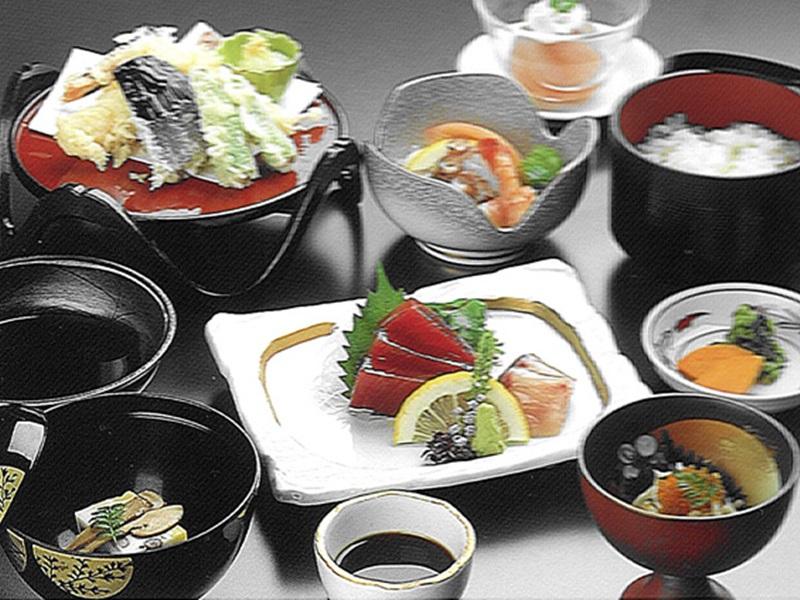 Đồ ăn và thức uống