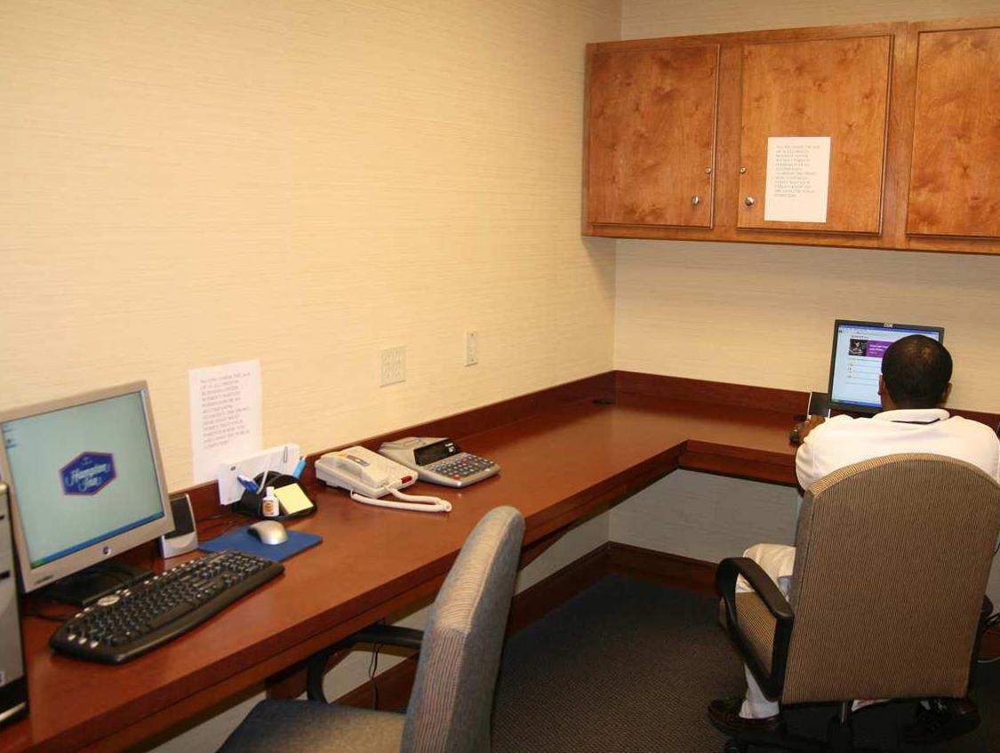 Trung tâm hội nghị