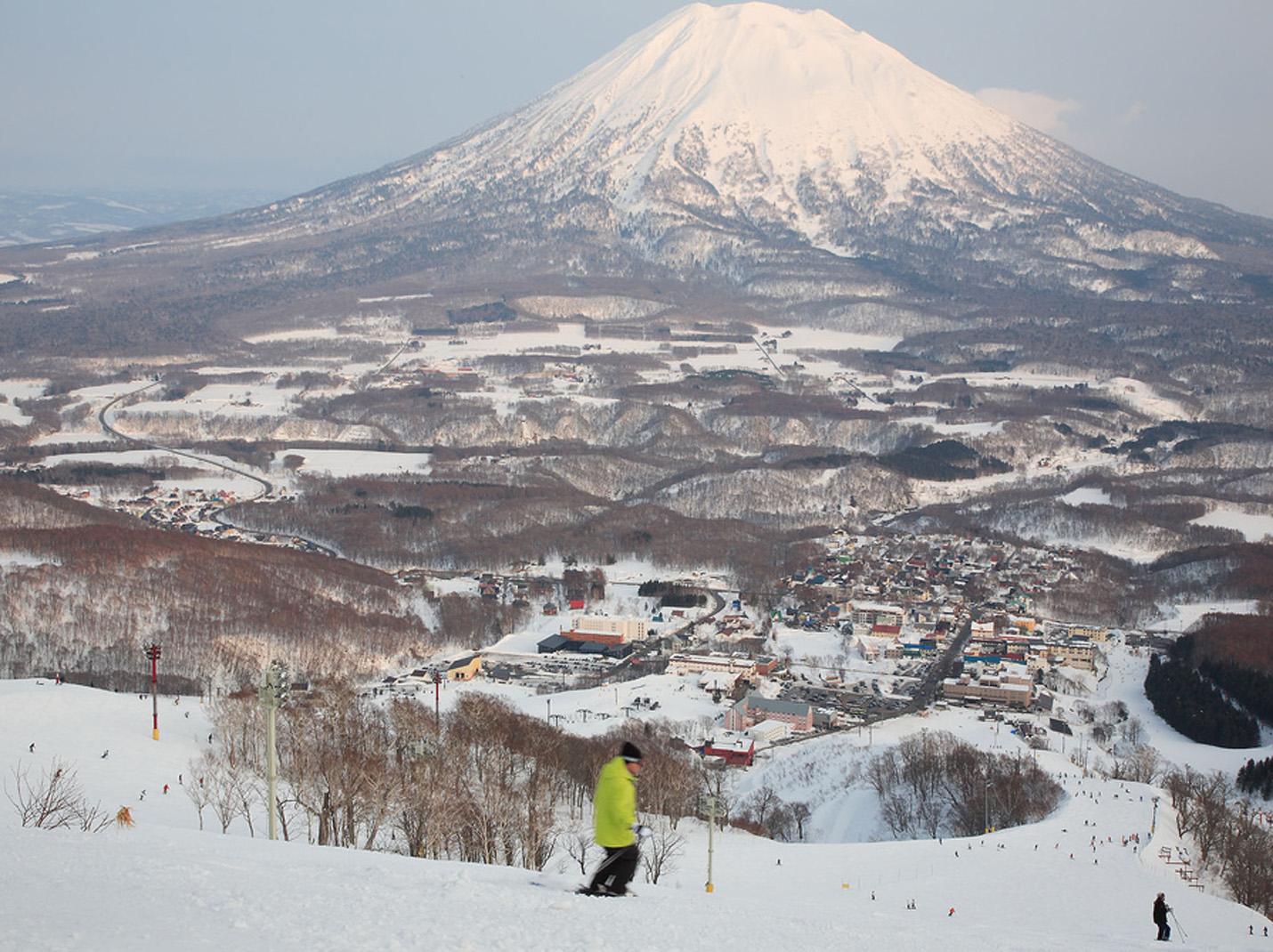 Nơi tham quan gần đây
