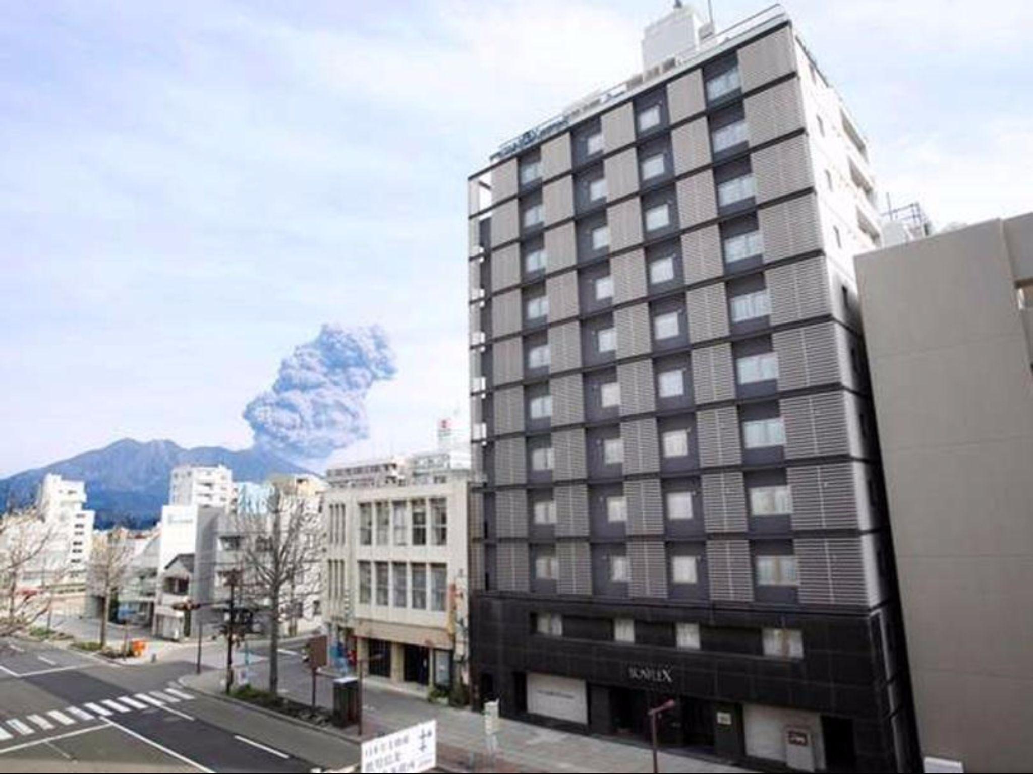 Ngoại cảnh khách sạn