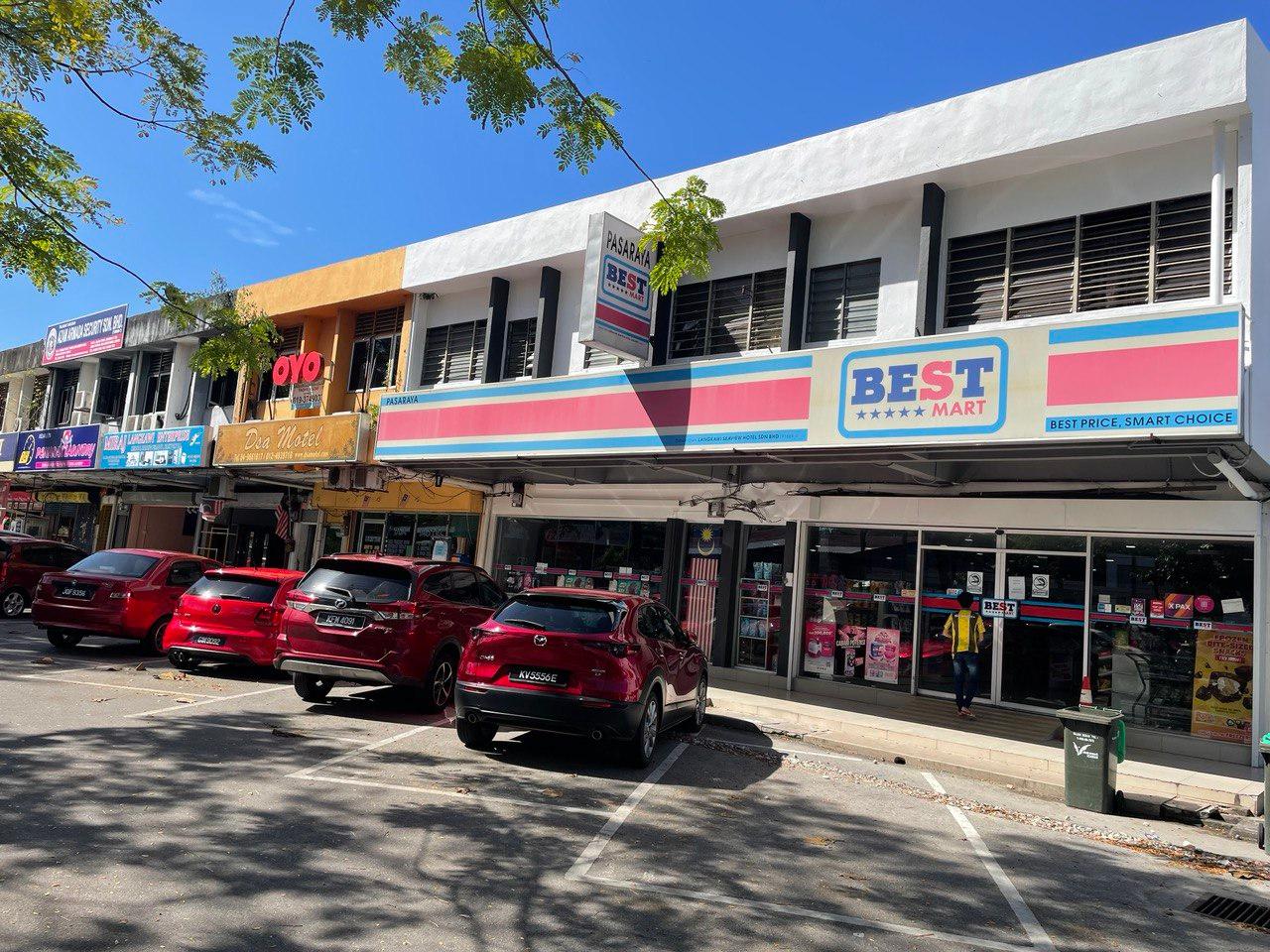 Nơi tham quan gần đây