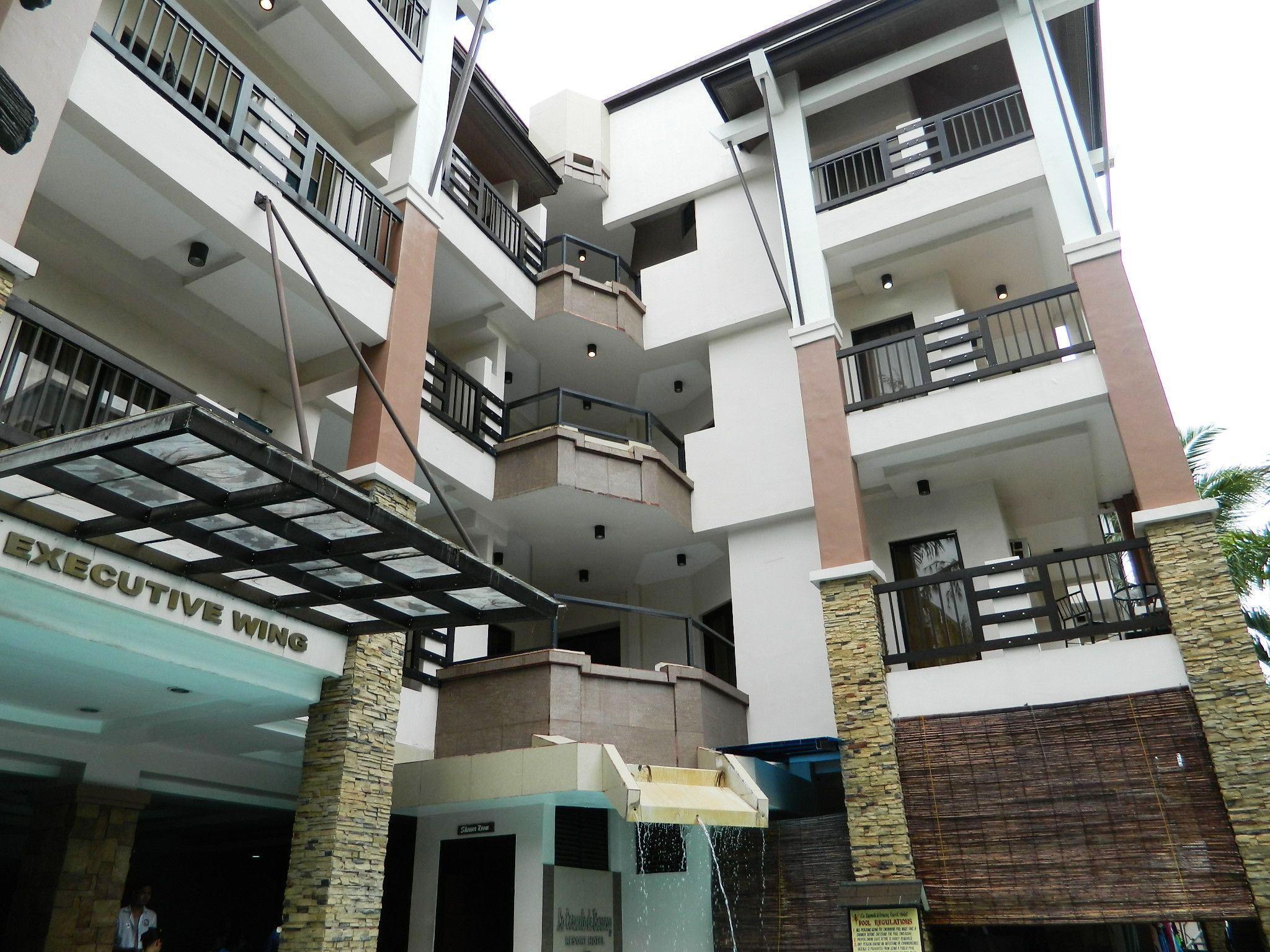 Ngoại cảnh khách sạn