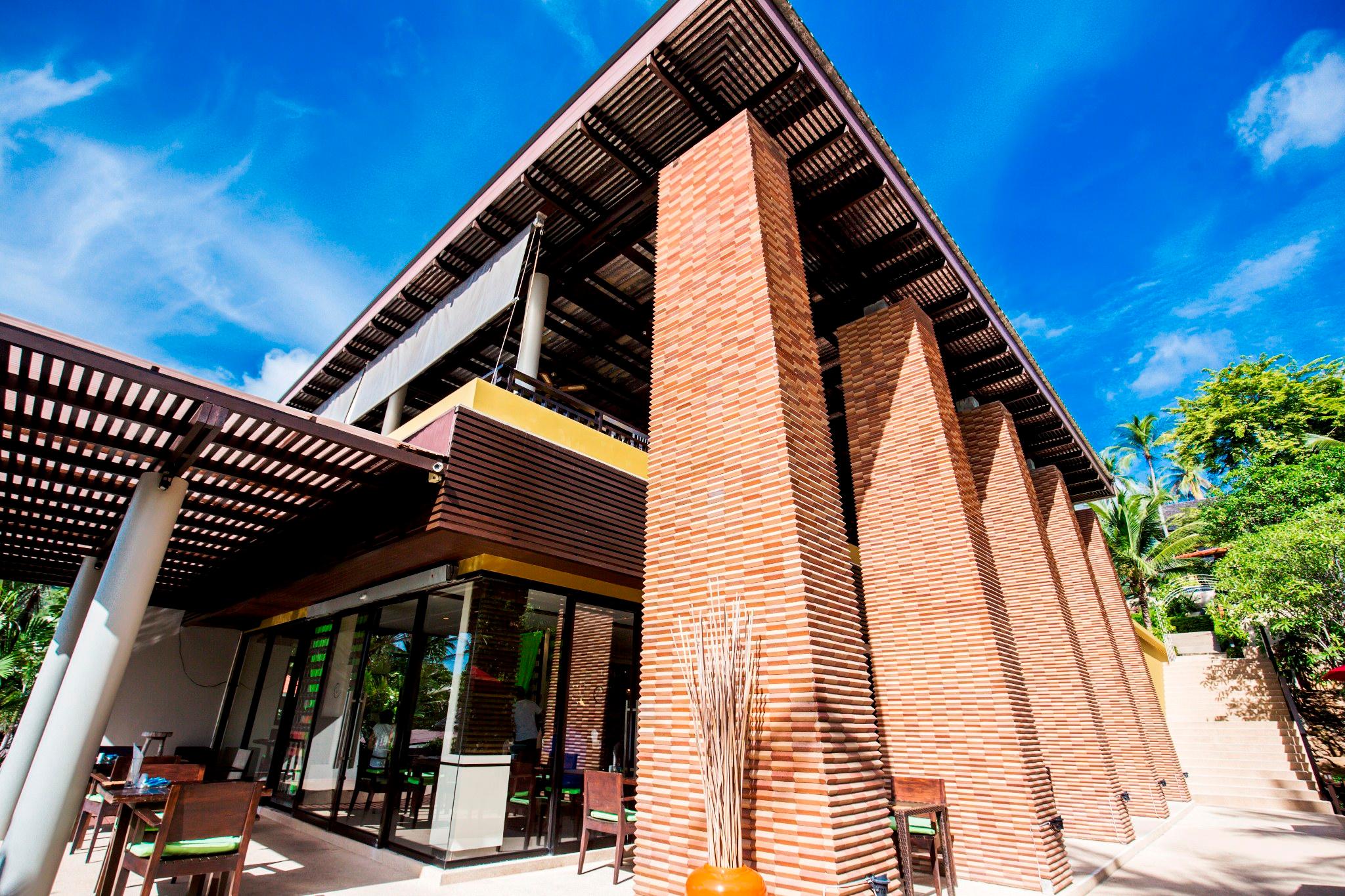 Ngoại cảnh khách sạn