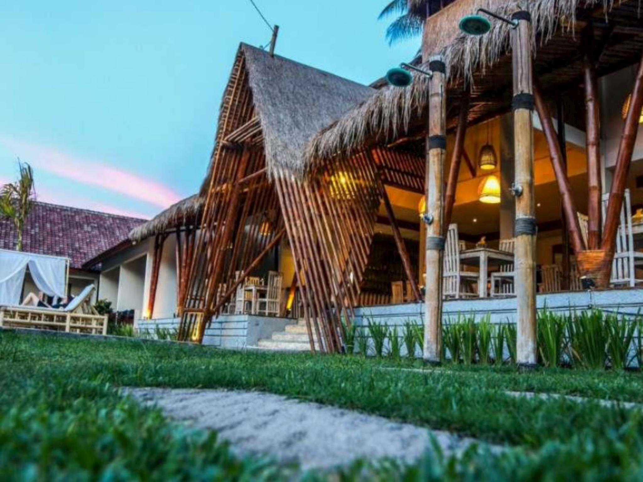 Ngoại cảnh khách sạn