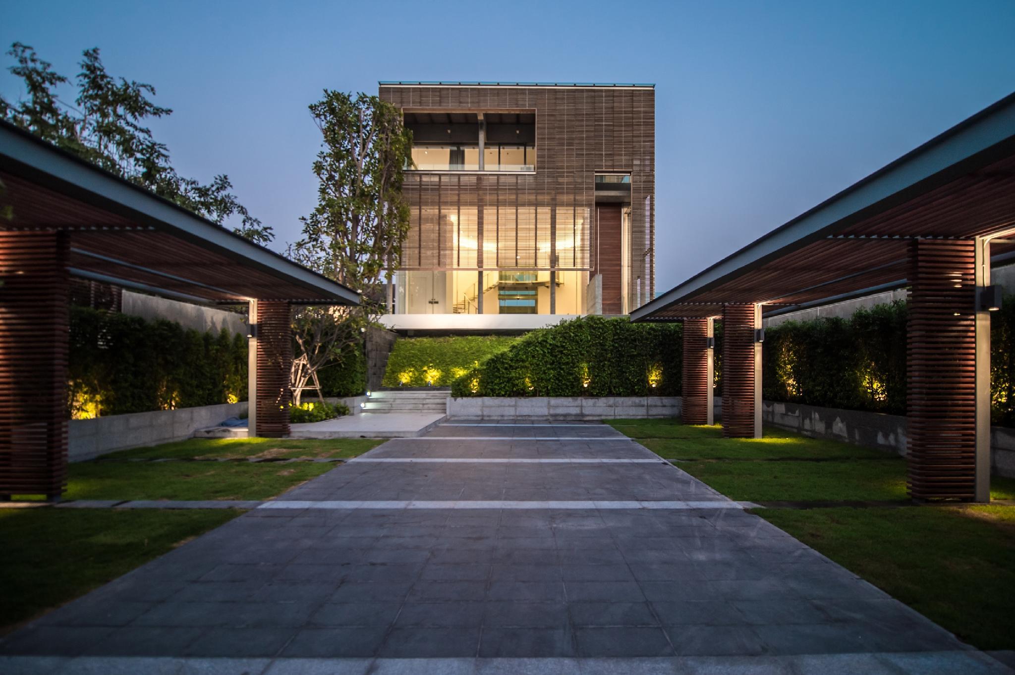 Ngoại cảnh khách sạn