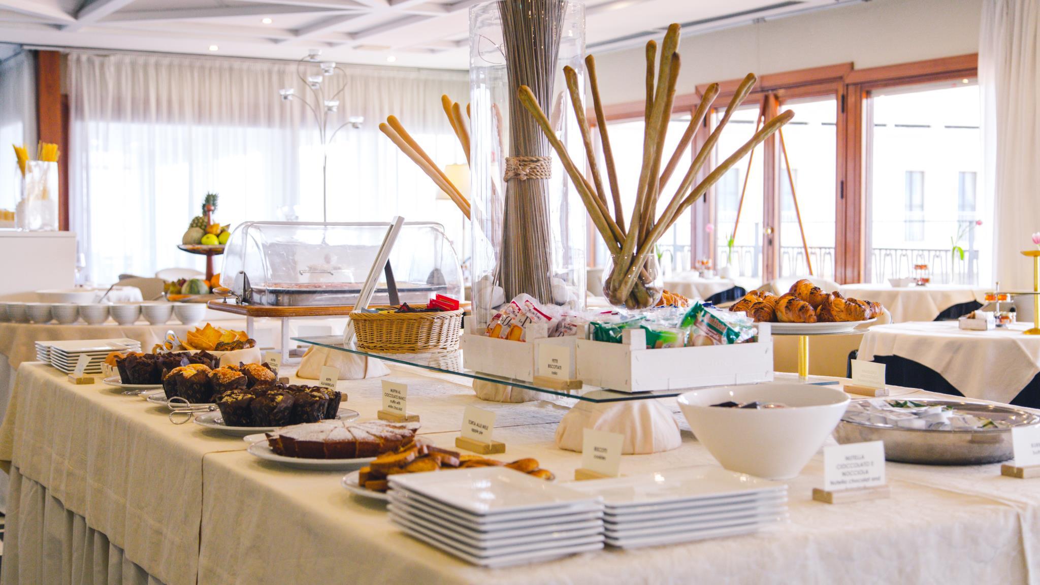 Đồ ăn và thức uống