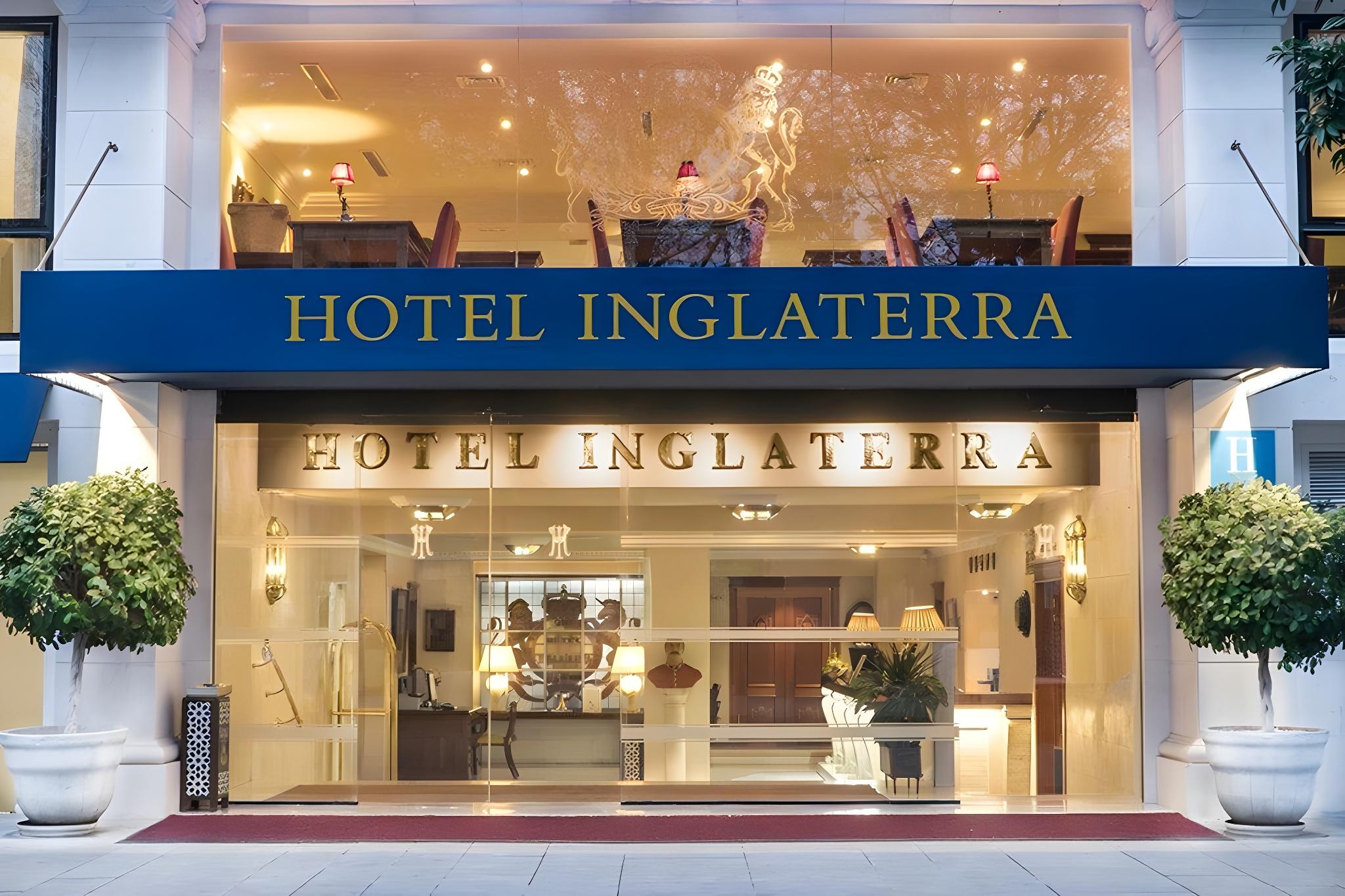 Ngoại cảnh khách sạn