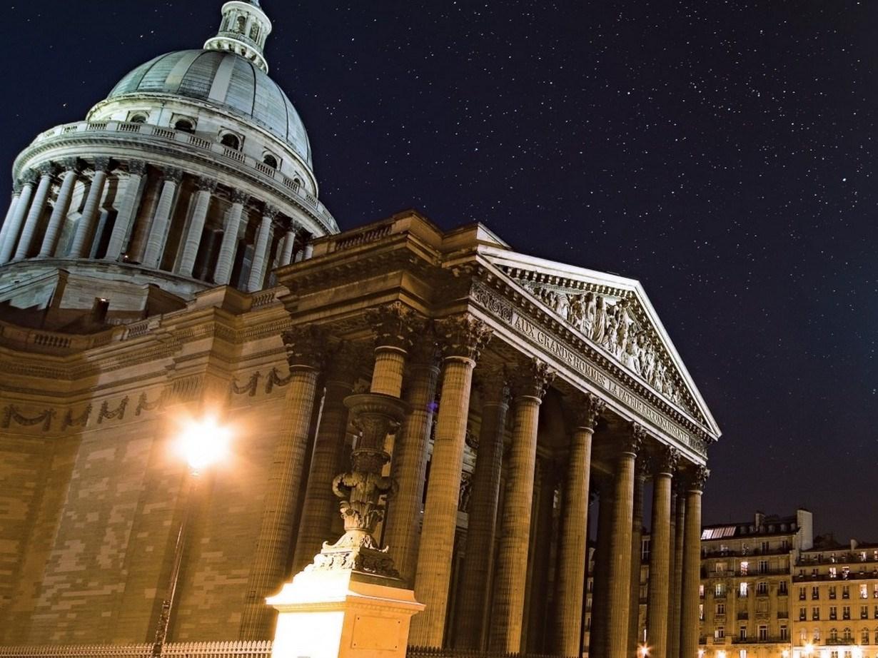 Khu vực xung quanh