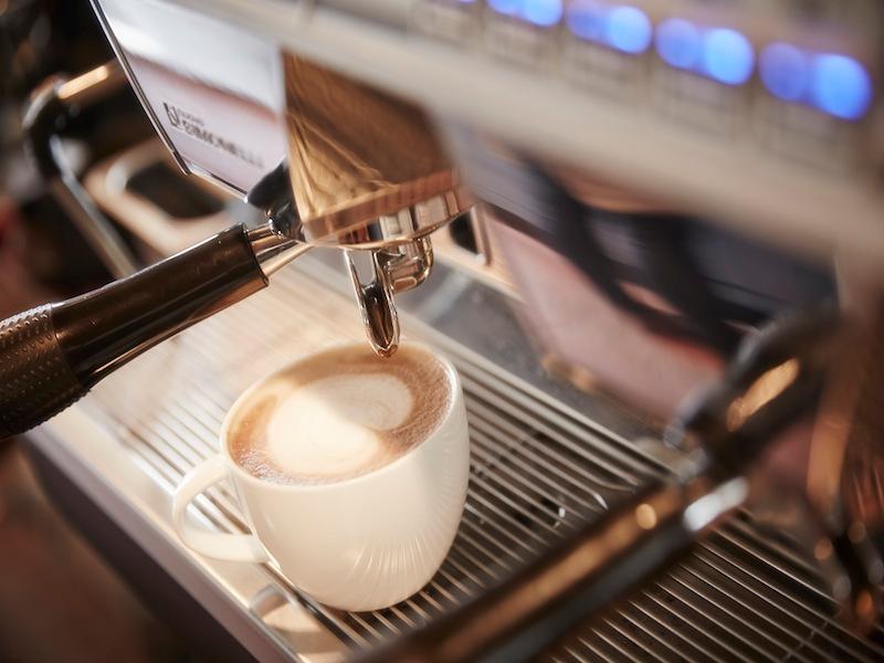 Đồ ăn và thức uống