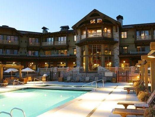 Ngoại cảnh khách sạn