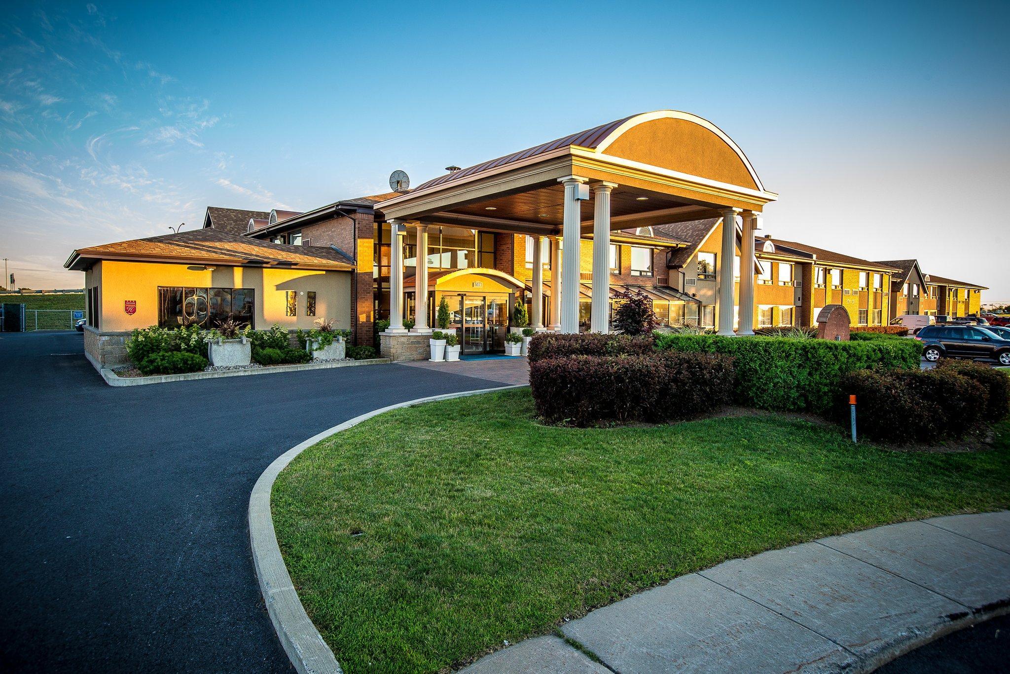 Ngoại cảnh khách sạn