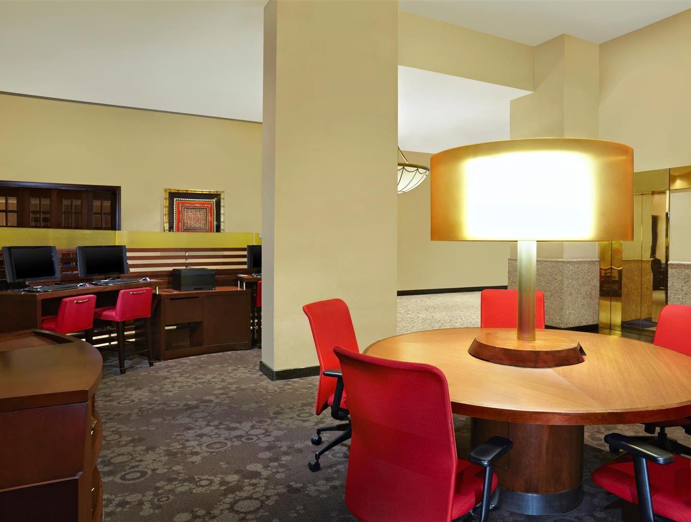 Trung tâm hội nghị