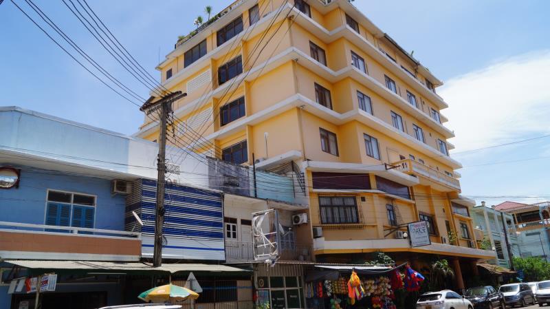 Ngoại cảnh khách sạn