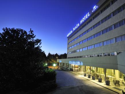 Ngoại cảnh khách sạn