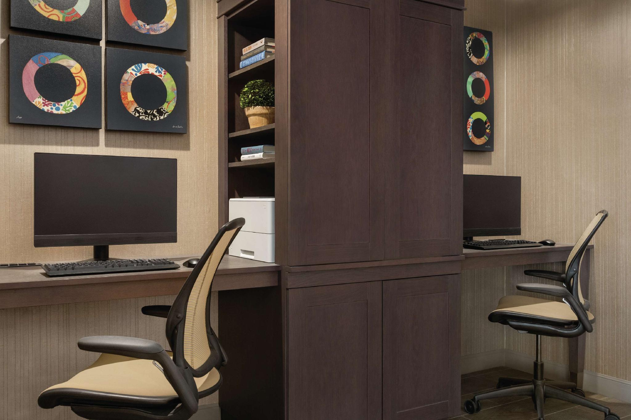 Trung tâm hội nghị