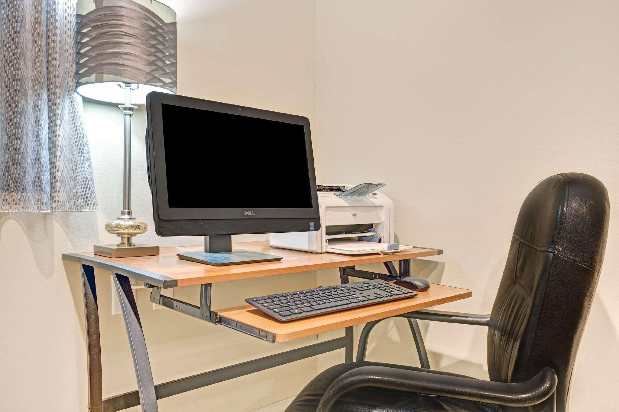 Trung tâm hội nghị