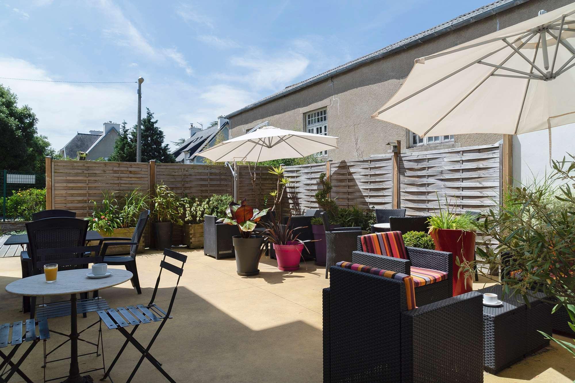 Ngoại cảnh khách sạn