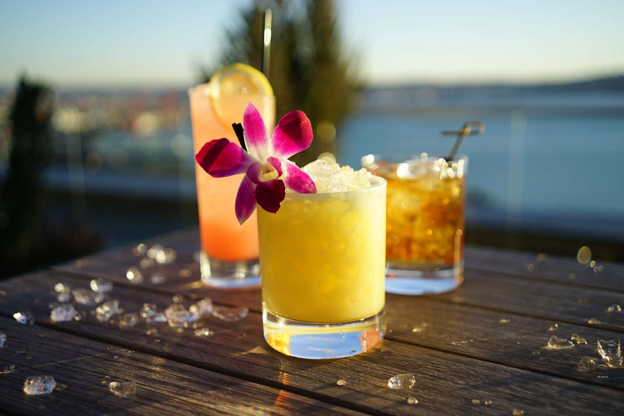 Đồ ăn và thức uống