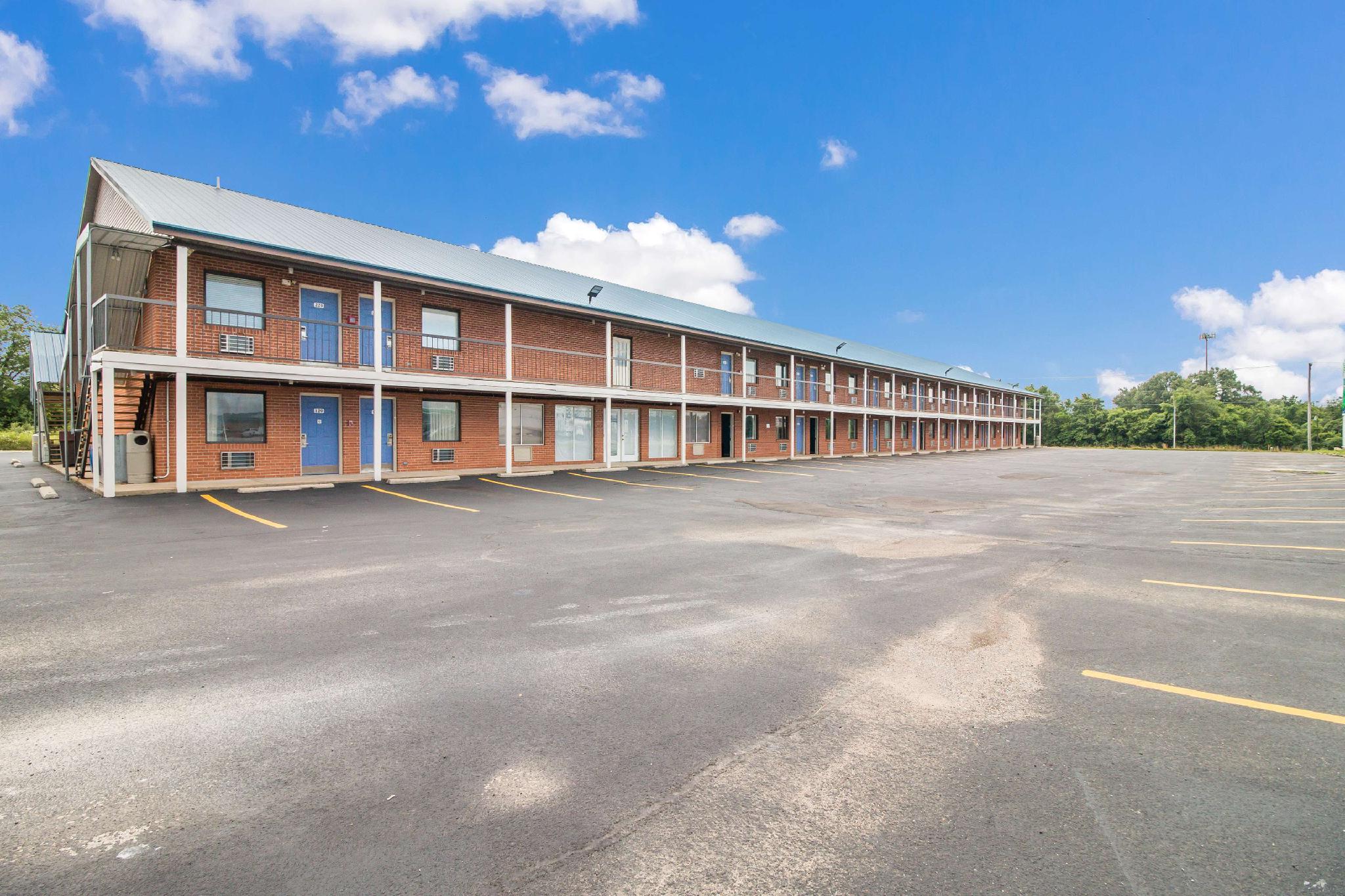 Ngoại cảnh khách sạn