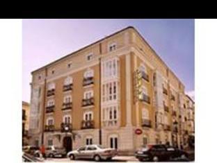 Ngoại cảnh khách sạn