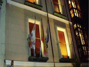 Ngoại cảnh khách sạn