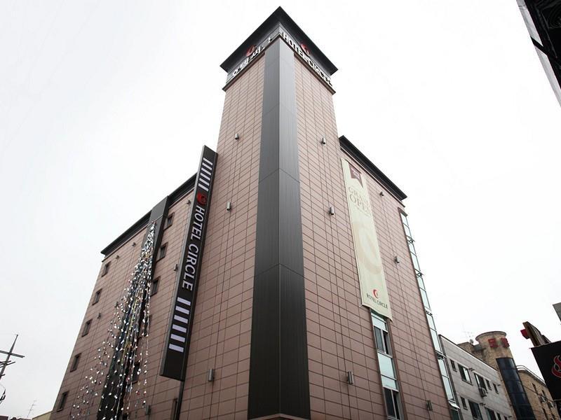 Ngoại cảnh khách sạn