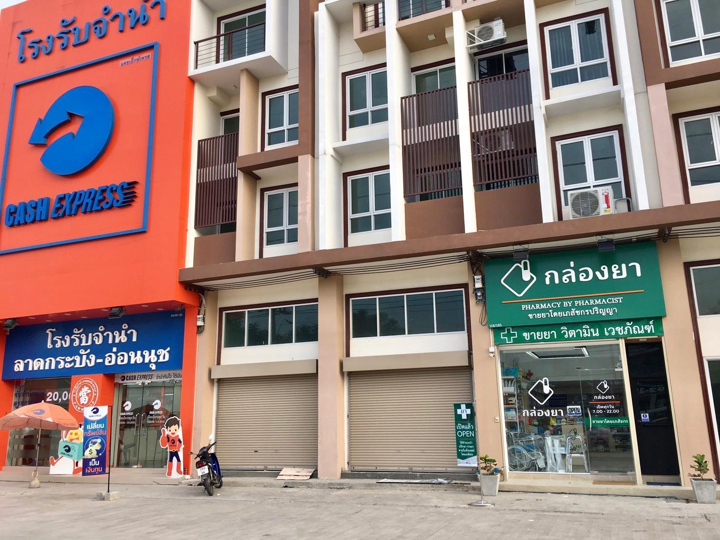 Ngoại cảnh khách sạn