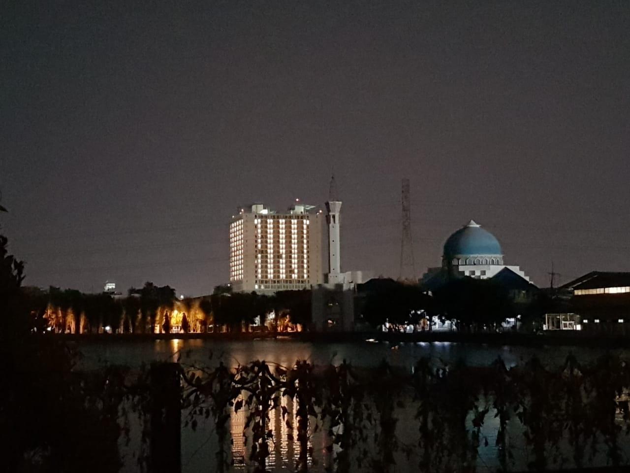 Ngoại cảnh khách sạn